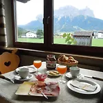 Haus Bergkranz 3* ليرموس