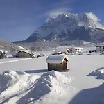 Haus Bergkranz 3* ليرموس