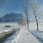 Haus Bergkranz ليرموس