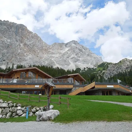 Haus Bergkranz Alojamento de Acomodação e Pequeno-almoço 3*