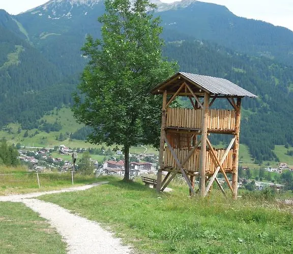 Haus Bergkranz לינה וארוחת בוקר 3*