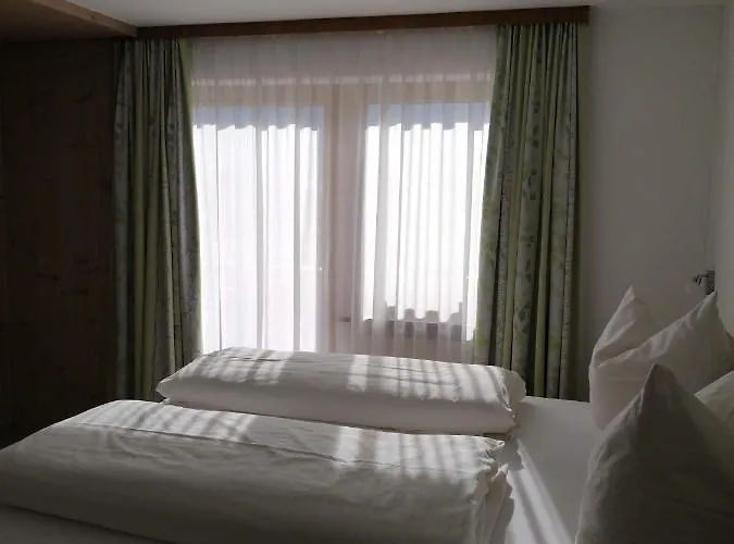 לינה וארוחת בוקר Haus Bergkranz לרמוס