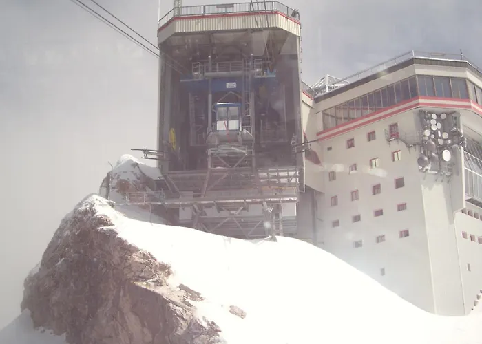 לינה וארוחת בוקר Haus Bergkranz 3*