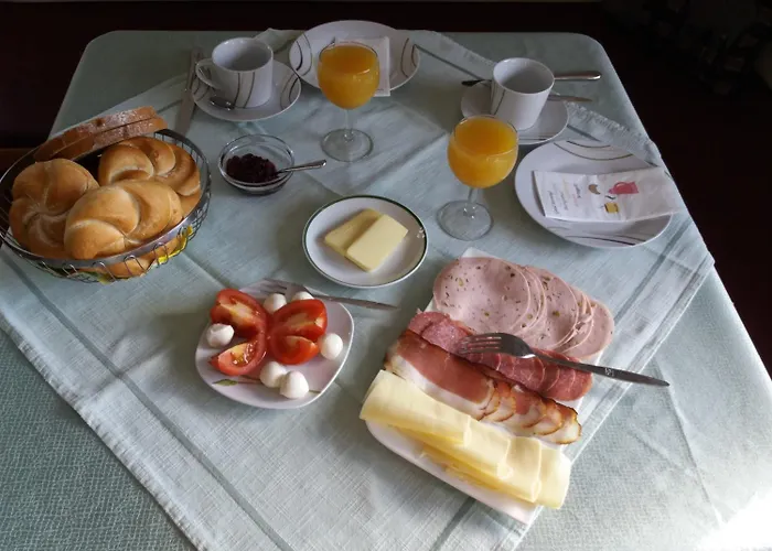 Haus Bergkranz לינה וארוחת בוקר 3*