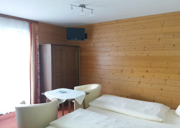 Haus Bergkranz לינה וארוחת בוקר לרמוס