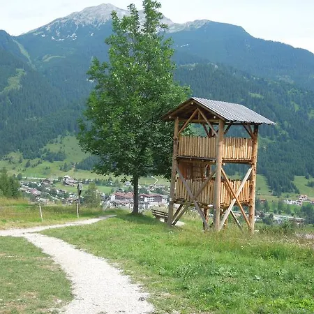 Haus Bergkranz Oda ve Kahvaltı 3*