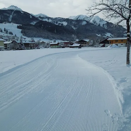 Haus Bergkranz Bed & Breakfast