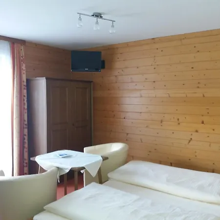 Haus Bergkranz Oda ve Kahvaltı Lermoos