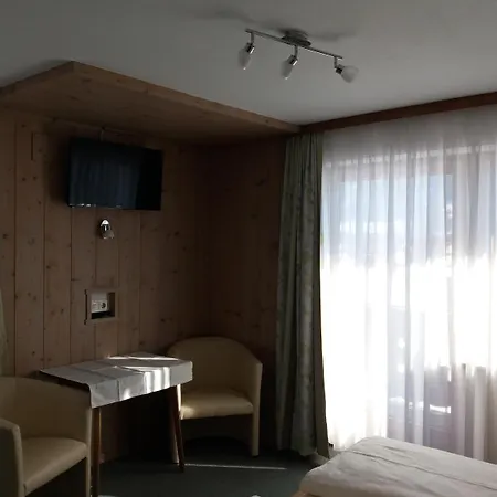 Oda ve Kahvaltı Haus Bergkranz Lermoos