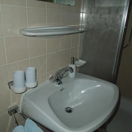 Haus Bergkranz Oda ve Kahvaltı Lermoos