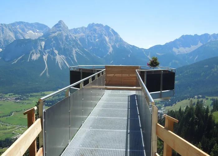 هاوس بيرغكرانز 3* ليرموس